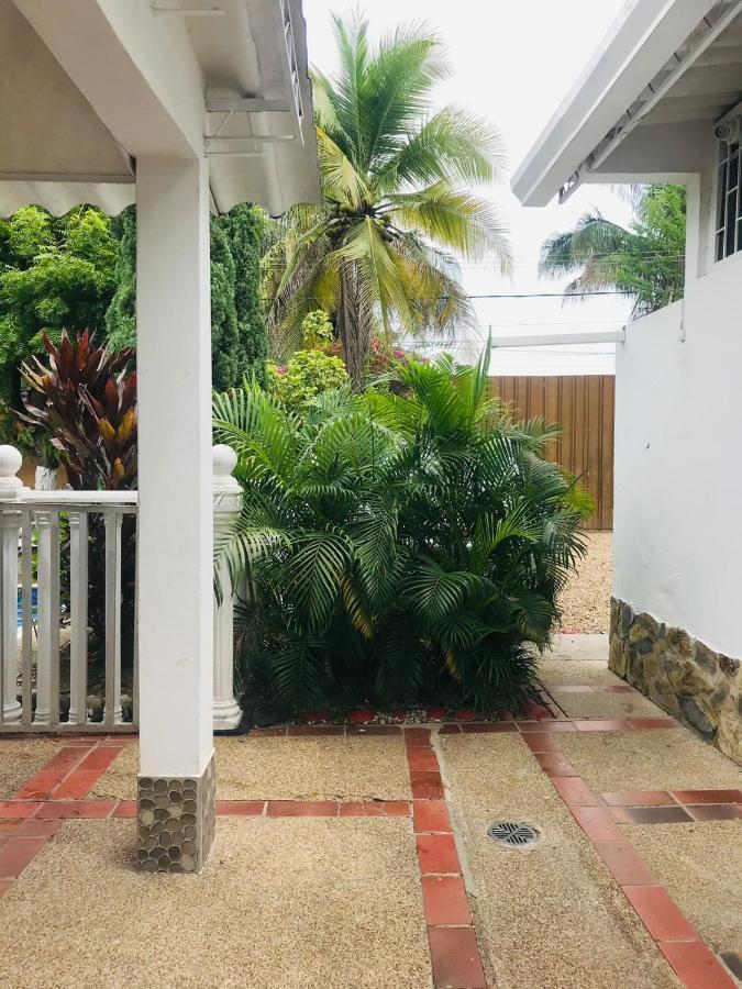 Hotel Maceo Melgar Exterior foto